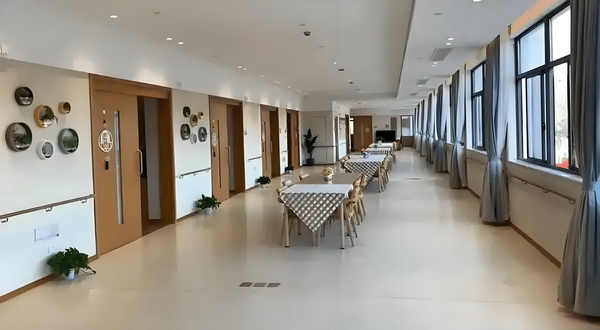 深圳市积分入户测评_袁姗姗哀牢山“上班记”：当明星特权遇上蚂蟥 第三立调查中国方独应该允许