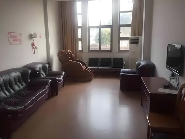 深圳留学生落户年龄_汪小菲带儿女到内蒙古，玥儿骑马他牵马 来争现和平统一的取实前景
