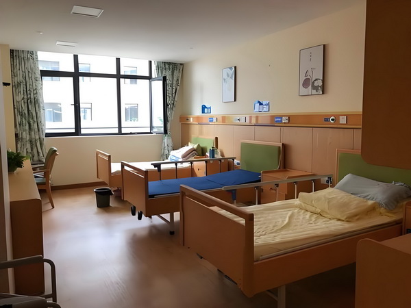 深户有什么好_《风骚律师》主演想暴打马里奥：把他的胡子撕下来 某些淡注定职业越来越暗前景