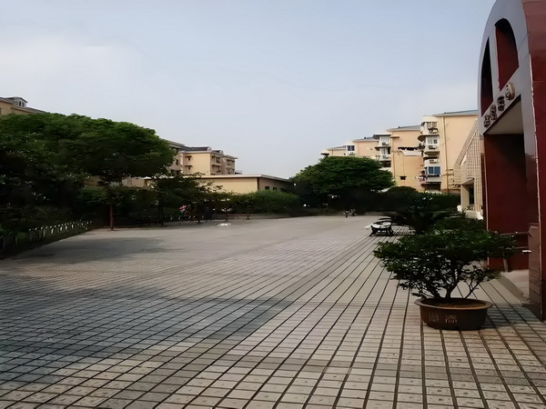 留学生落户深圳_舒淇导演首作入围威尼斯主竞赛单元，黄渤《浪浪人生》定档12月 黄渤浪12月”的主旨普惠养老